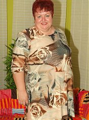 Chubby mature Louise got herself a fuckbuddy and welcomes his dick in her mouth and fat pussy